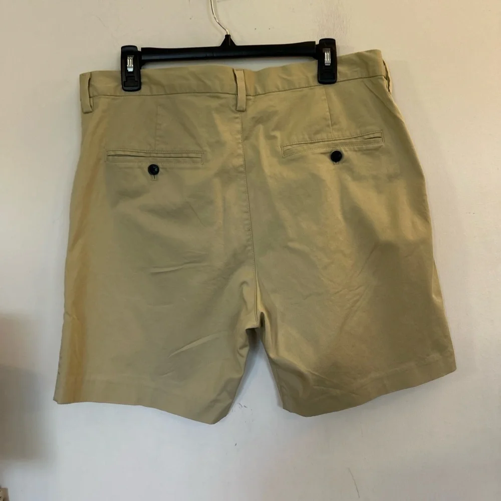 H&M regular fit size 34 shorts